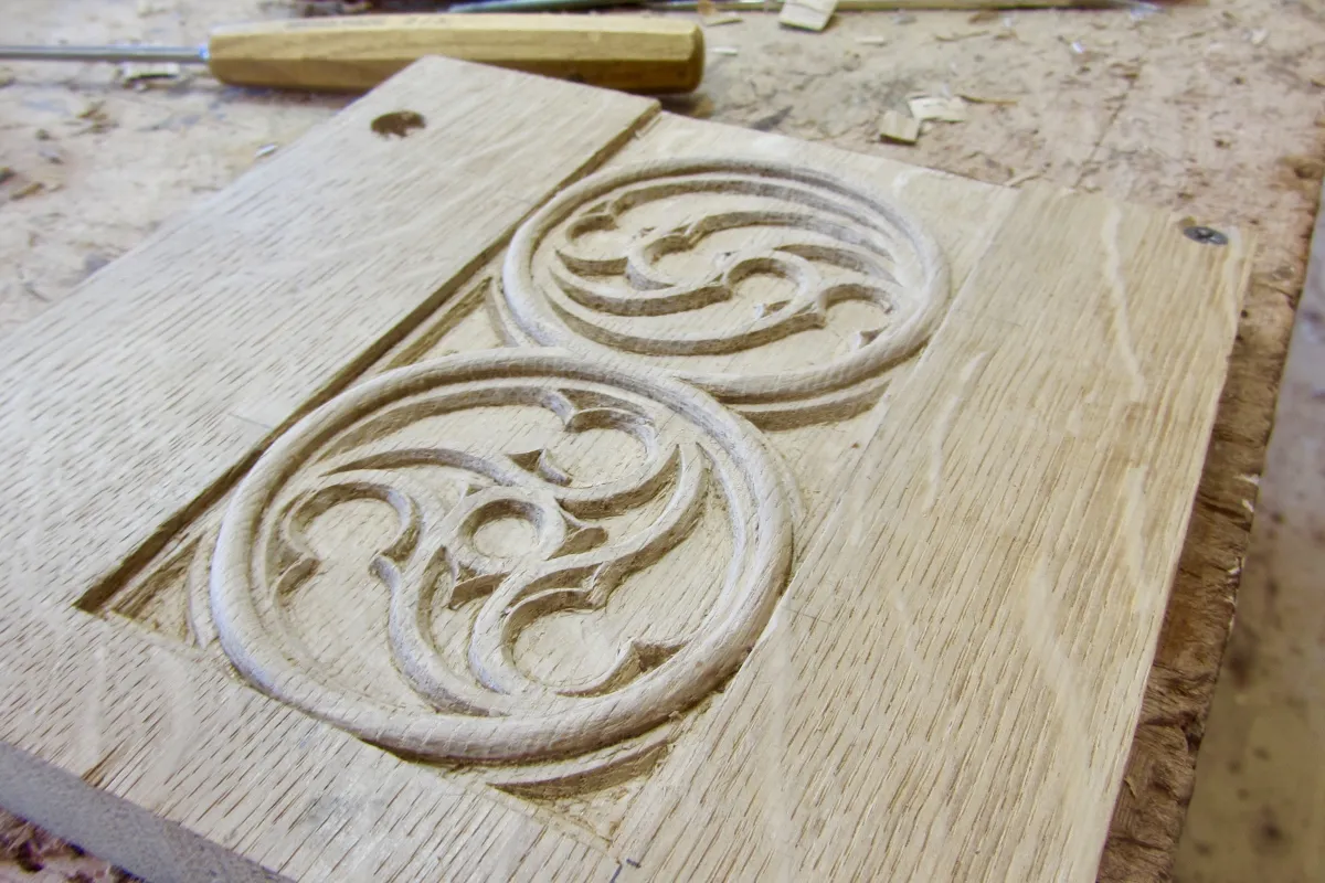Nieuwe Gotisch snijwerk detail