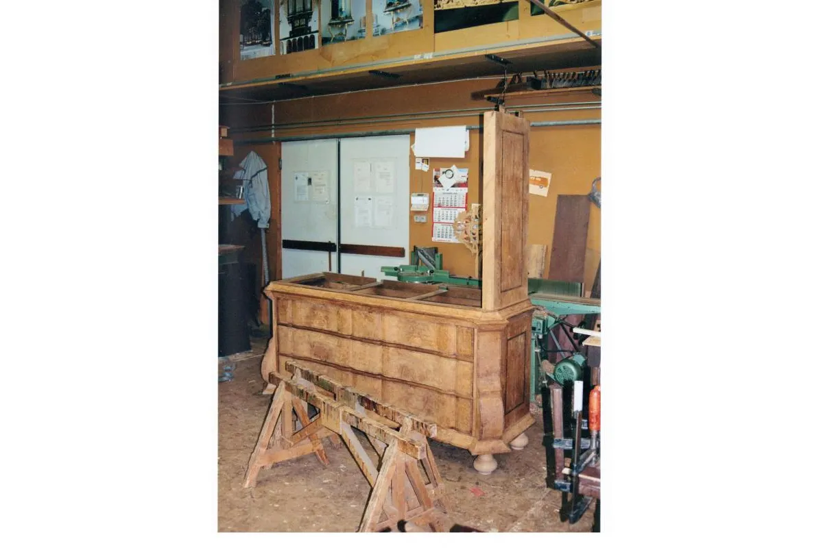 Orgelgebogen kabinet 18e 1
